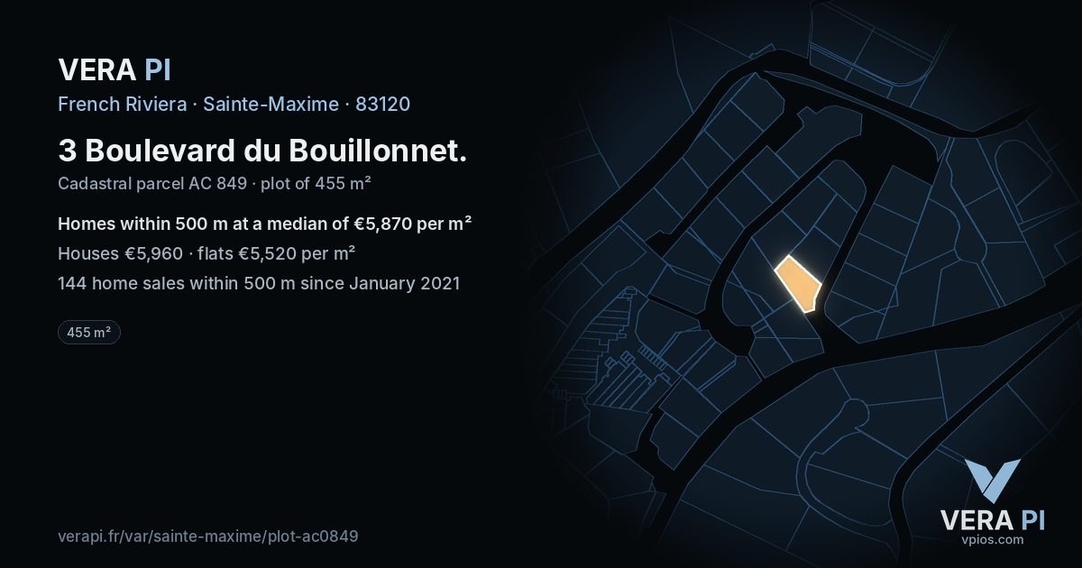 3 Boulevard du Bouillonnet, Sainte-Maxime at night – the plot lit, the parcels around coloured by the prices near them