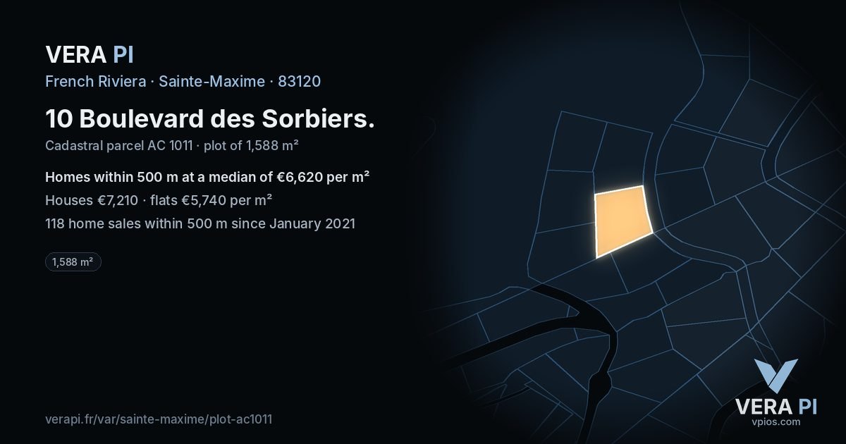 10 Boulevard des Sorbiers, Sainte-Maxime at night – the plot lit, the parcels around coloured by the prices near them