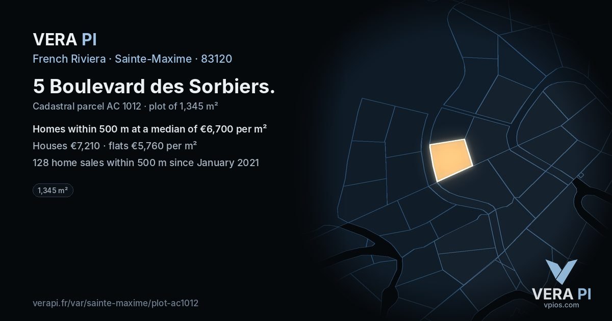5 Boulevard des Sorbiers, Sainte-Maxime at night – the plot lit, the parcels around coloured by the prices near them