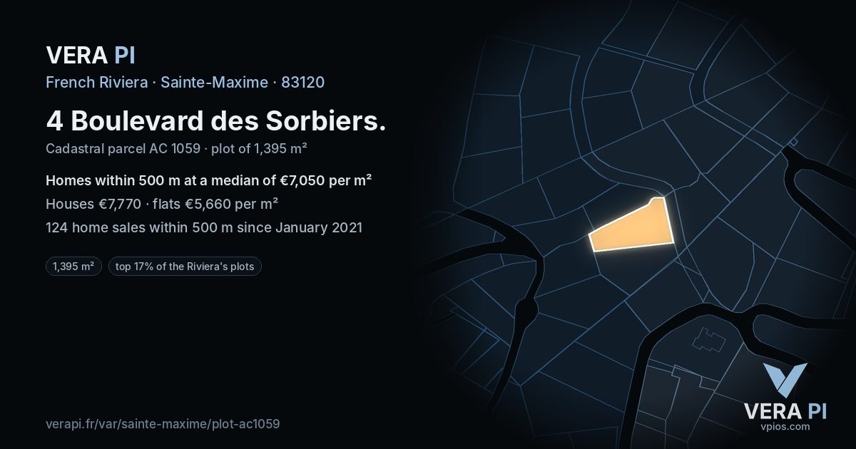 4 Boulevard des Sorbiers, Sainte-Maxime at night – the plot lit, the parcels around coloured by the prices near them