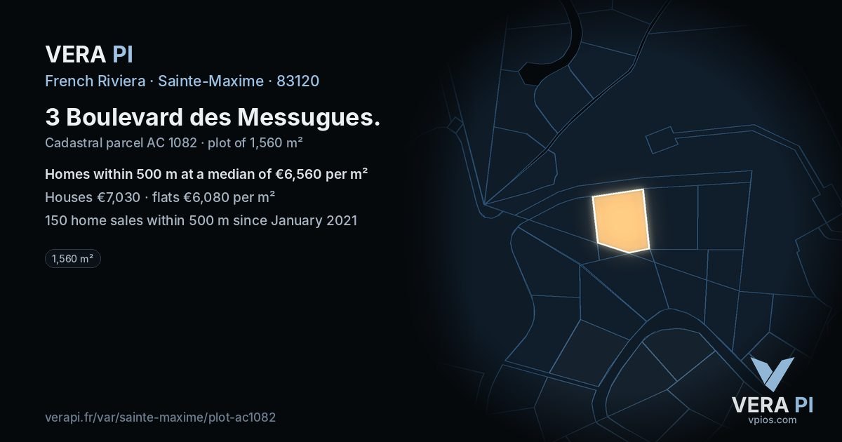 3 Boulevard des Messugues, Sainte-Maxime at night – the plot lit, the parcels around coloured by the prices near them