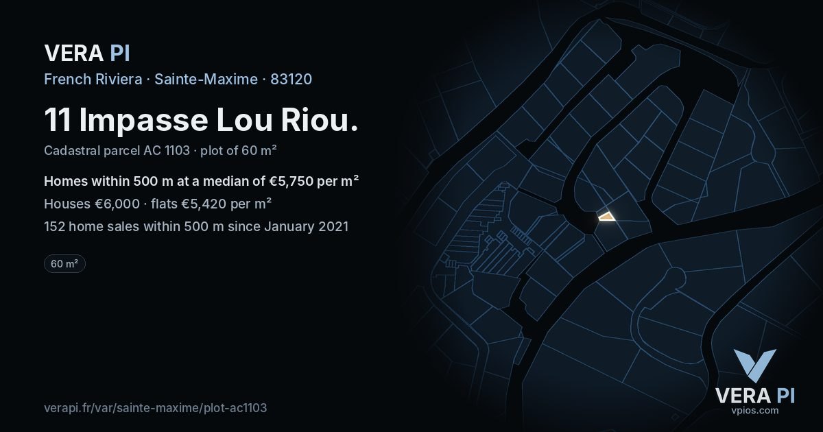 11 Impasse Lou Riou, Sainte-Maxime at night – the plot lit, the parcels around coloured by the prices near them