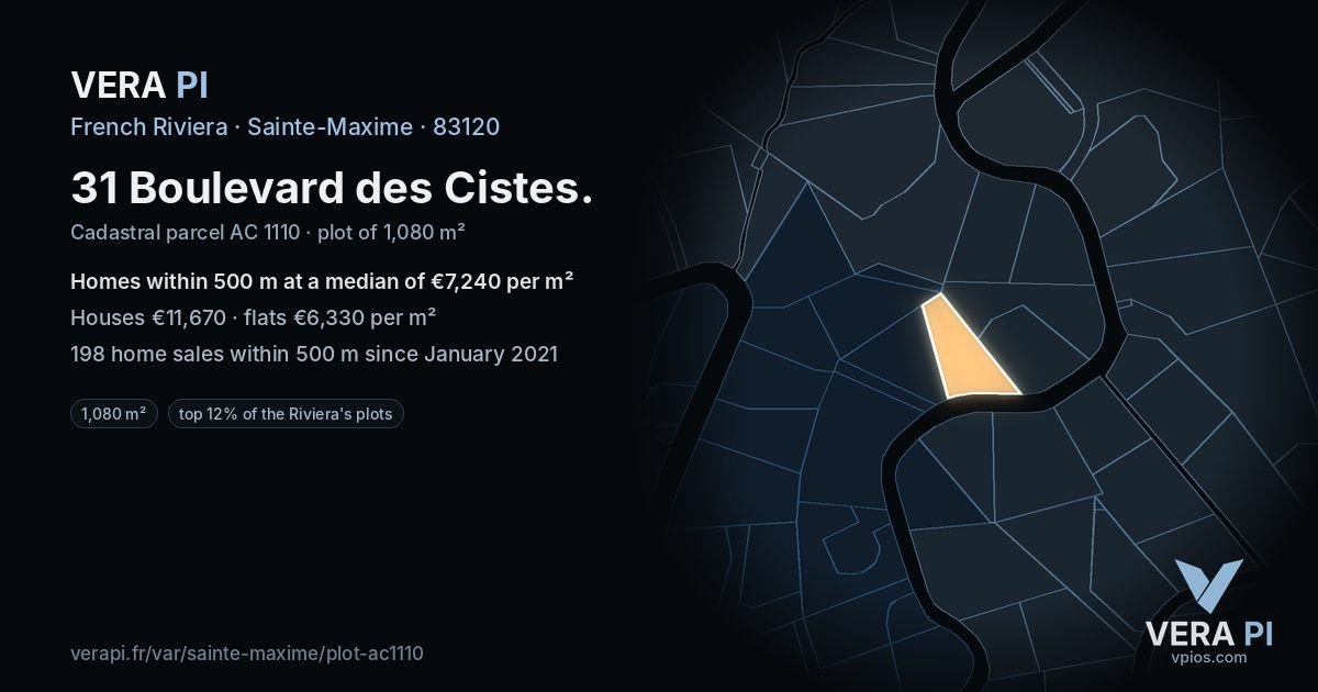 31 Boulevard des Cistes, Sainte-Maxime at night – the plot lit, the parcels around coloured by the prices near them