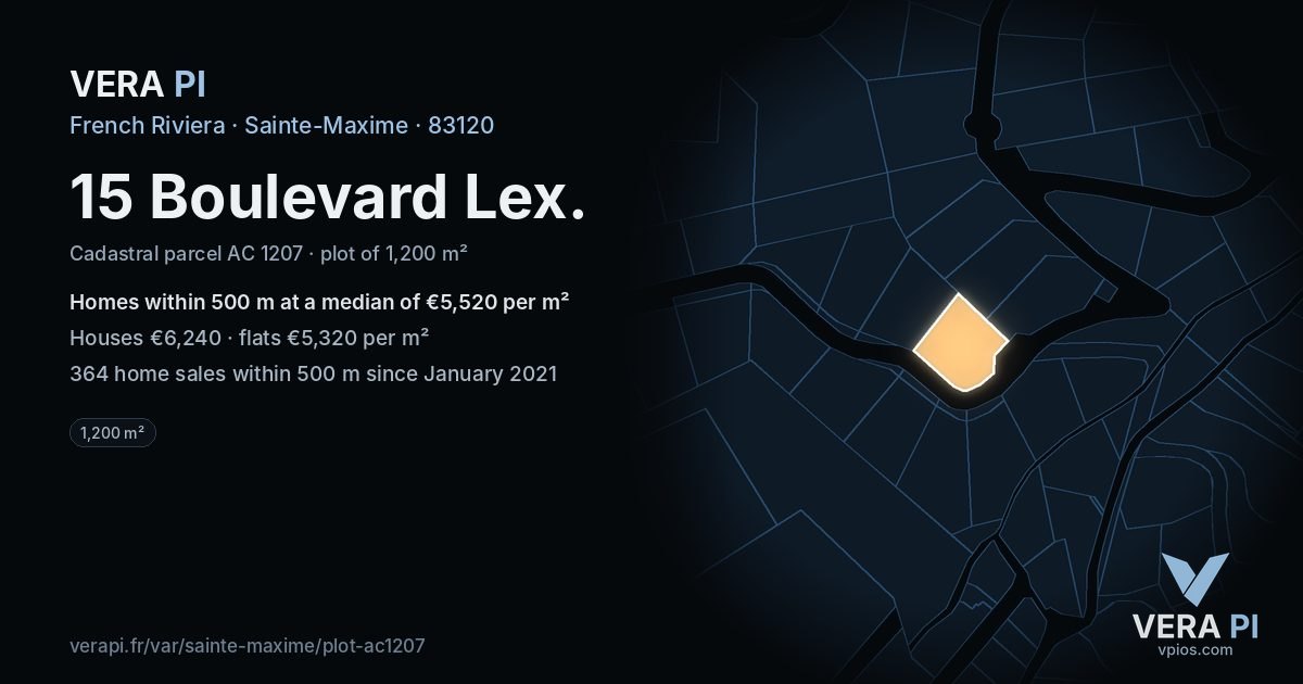 15 Boulevard Lex, Sainte-Maxime at night – the plot lit, the parcels around coloured by the prices near them
