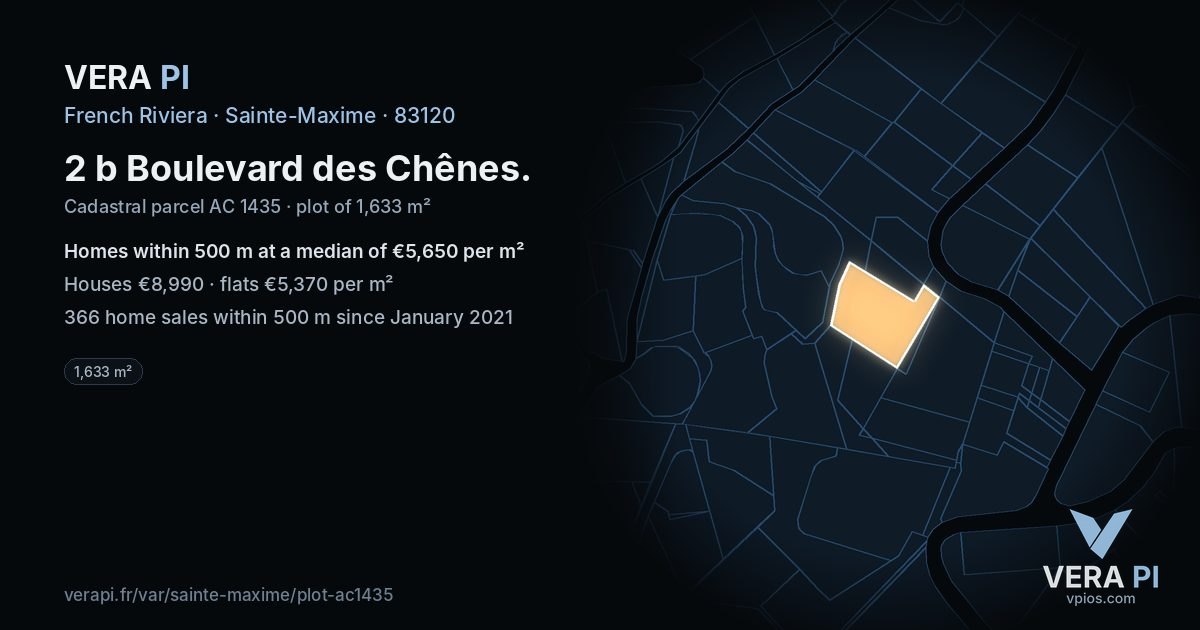 2 b Boulevard des Chênes, Sainte-Maxime at night – the plot lit, the parcels around coloured by the prices near them