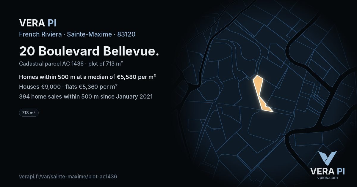 20 Boulevard Bellevue, Sainte-Maxime at night – the plot lit, the parcels around coloured by the prices near them