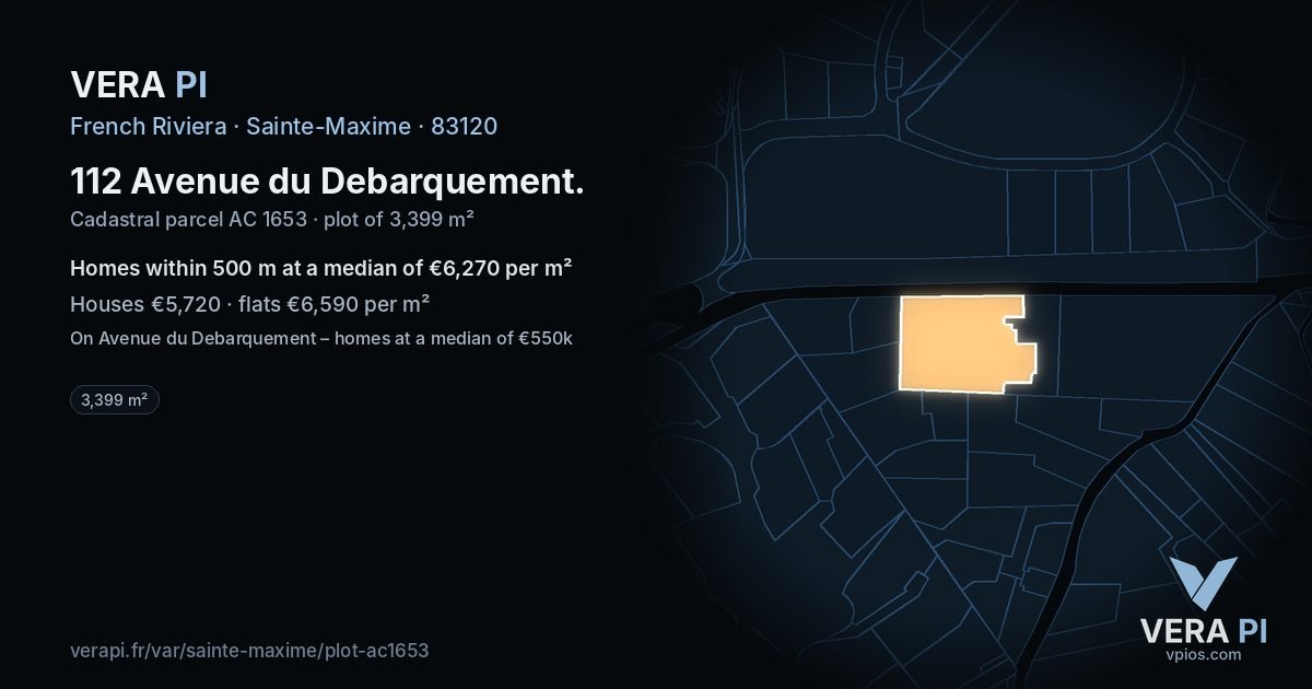 112 Avenue du Debarquement, Sainte-Maxime at night – the plot lit, the parcels around coloured by the prices near them