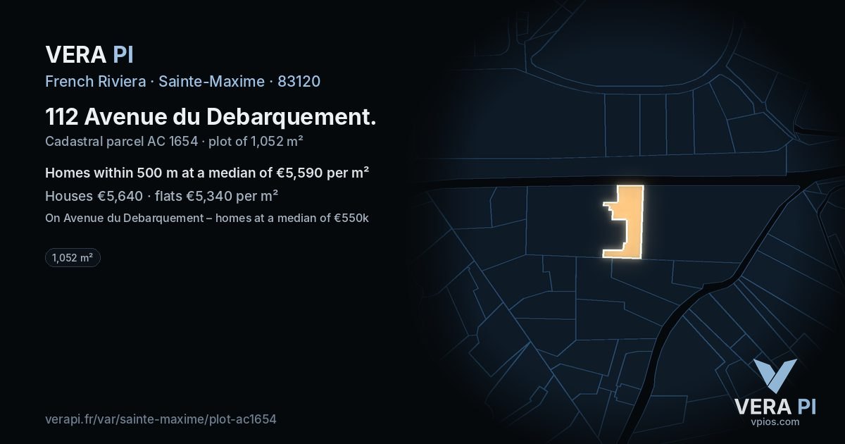 112 Avenue du Debarquement, Sainte-Maxime at night – the plot lit, the parcels around coloured by the prices near them