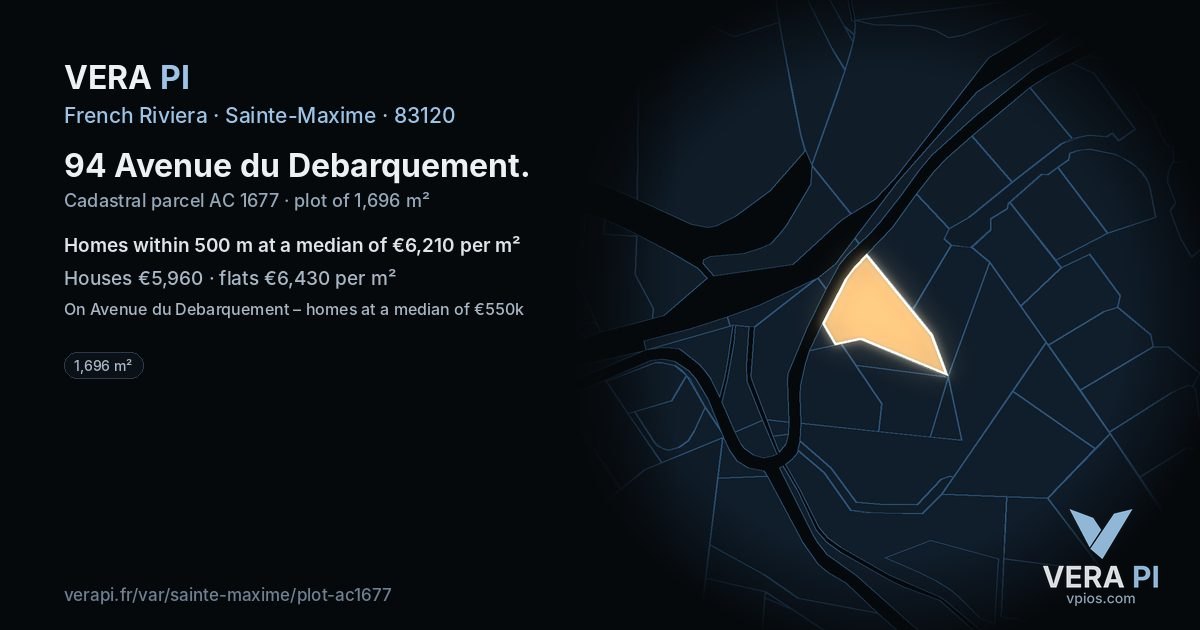 94 Avenue du Debarquement, Sainte-Maxime at night – the plot lit, the parcels around coloured by the prices near them