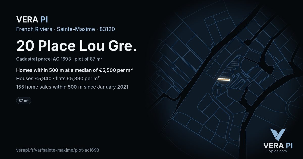 20 Place Lou Gre, Sainte-Maxime at night – the plot lit, the parcels around coloured by the prices near them