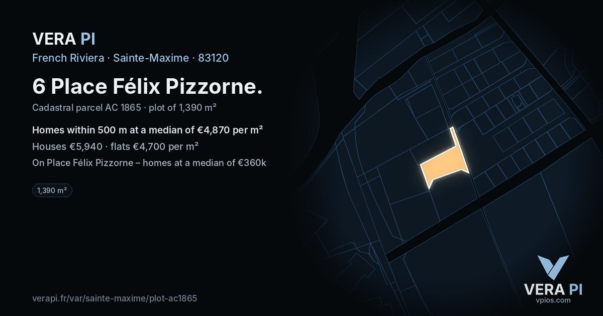 6 Place Félix Pizzorne, Sainte-Maxime at night – the plot lit, the parcels around coloured by the prices near them