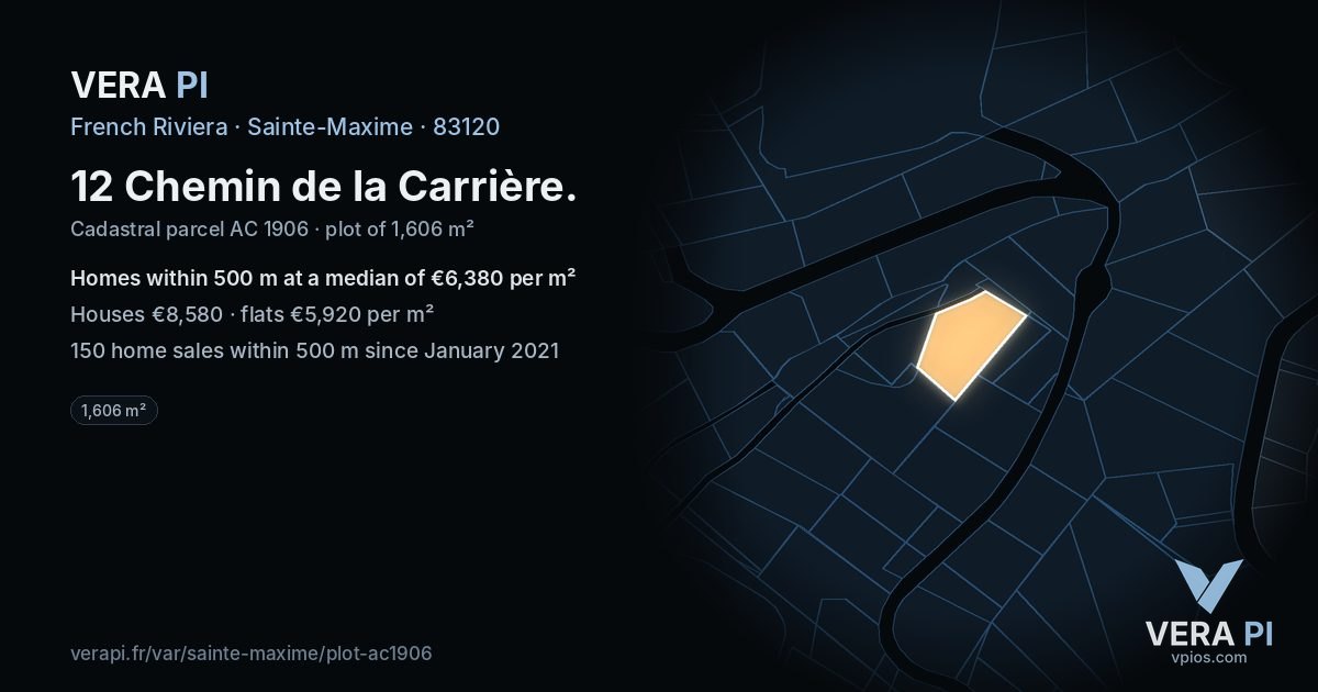 12 Chemin de la Carrière, Sainte-Maxime at night – the plot lit, the parcels around coloured by the prices near them