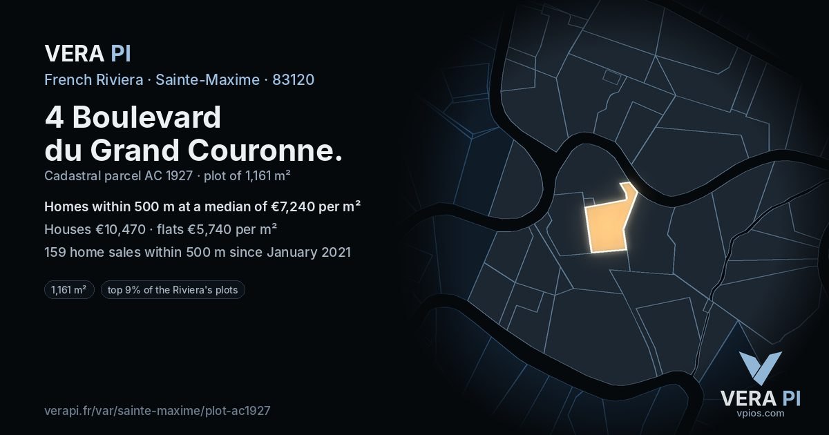 4 Boulevard du Grand Couronne, Sainte-Maxime at night – the plot lit, the parcels around coloured by the prices near them