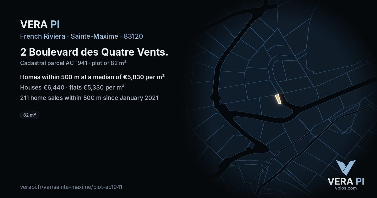 2 Boulevard des Quatre Vents, Sainte-Maxime at night – the plot lit, the parcels around coloured by the prices near them
