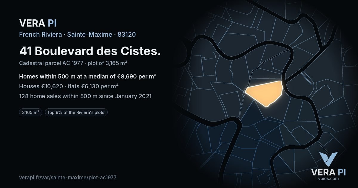 41 Boulevard des Cistes, Sainte-Maxime at night – the plot lit, the parcels around coloured by the prices near them