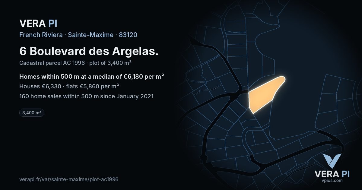 6 Boulevard des Argelas, Sainte-Maxime at night – the plot lit, the parcels around coloured by the prices near them