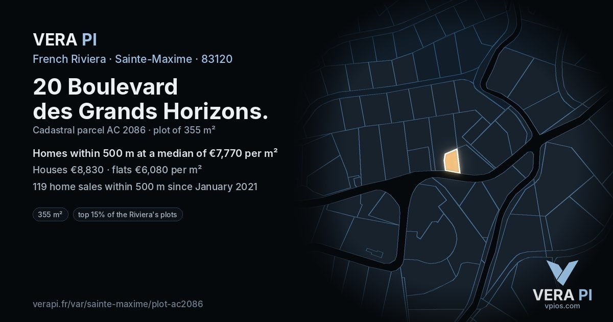 20 Boulevard des Grands Horizons, Sainte-Maxime at night – the plot lit, the parcels around coloured by the prices near them