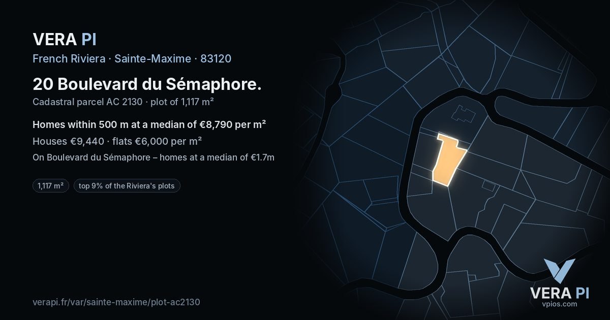 20 Boulevard du Sémaphore, Sainte-Maxime at night – the plot lit, the parcels around coloured by the prices near them