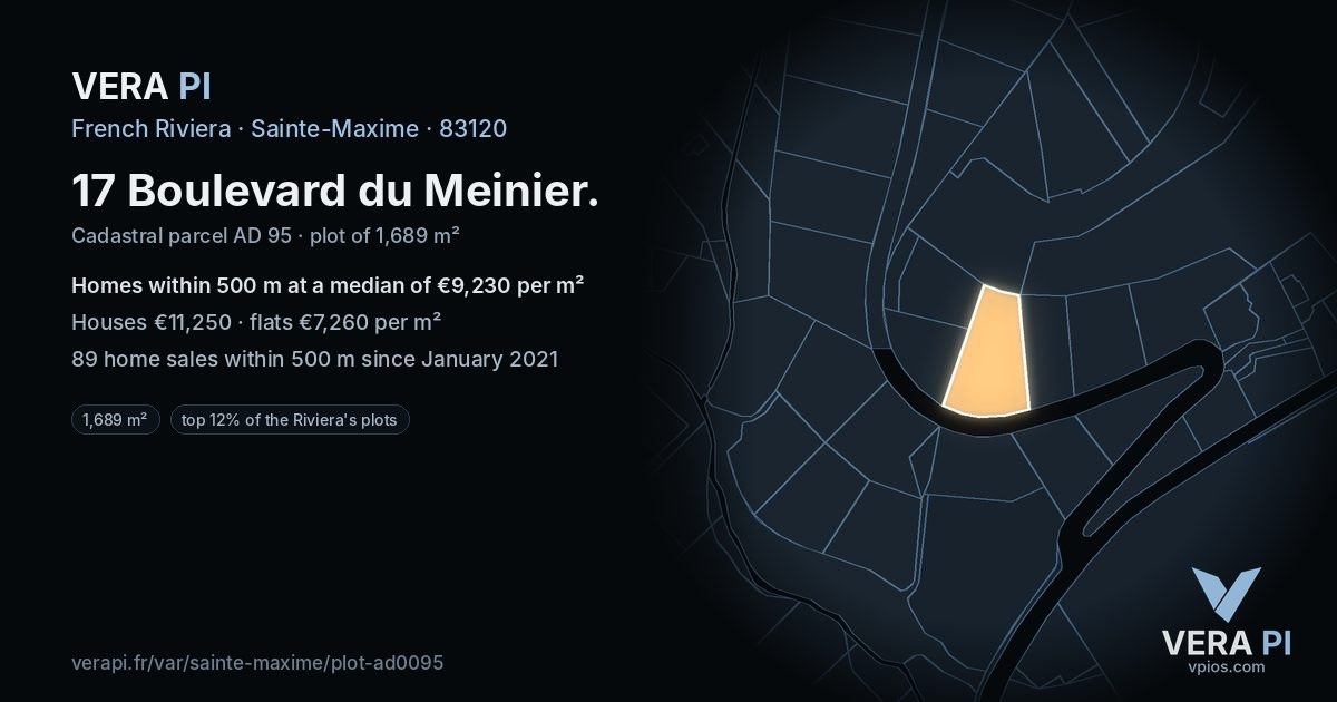 17 Boulevard du Meinier, Sainte-Maxime at night – the plot lit, the parcels around coloured by the prices near them