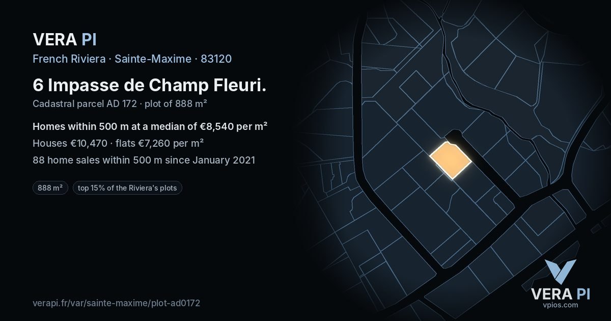 6 Impasse de Champ Fleuri, Sainte-Maxime at night – the plot lit, the parcels around coloured by the prices near them