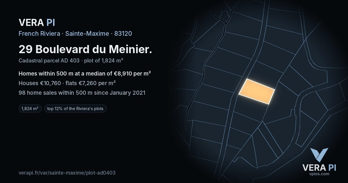 29 Boulevard du Meinier, Sainte-Maxime at night – the plot lit, the parcels around coloured by the prices near them