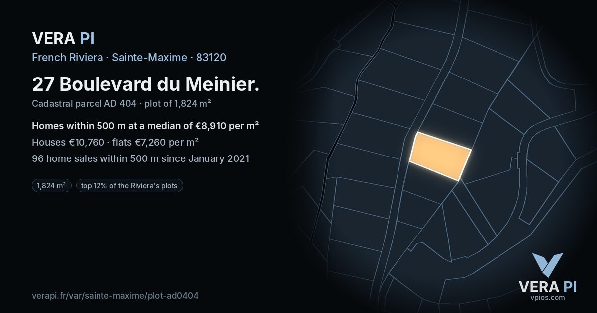27 Boulevard du Meinier, Sainte-Maxime at night – the plot lit, the parcels around coloured by the prices near them