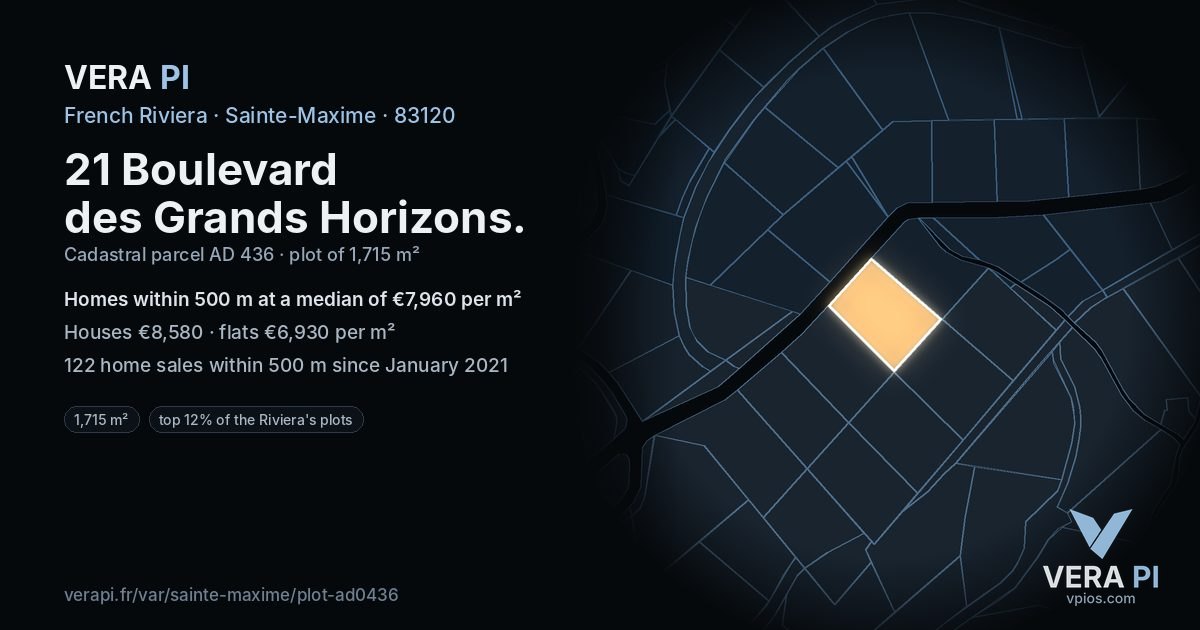 21 Boulevard des Grands Horizons, Sainte-Maxime at night – the plot lit, the parcels around coloured by the prices near them