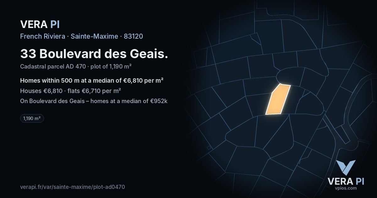33 Boulevard des Geais, Sainte-Maxime at night – the plot lit, the parcels around coloured by the prices near them
