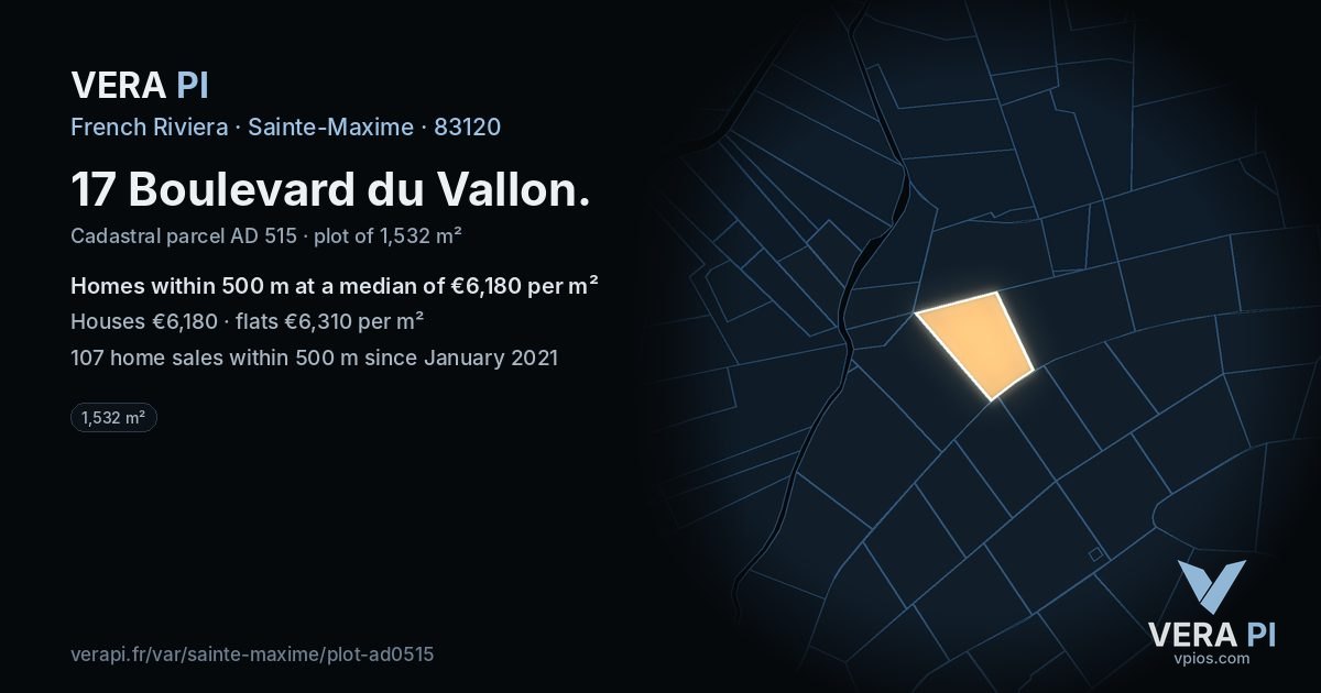 17 Boulevard du Vallon, Sainte-Maxime at night – the plot lit, the parcels around coloured by the prices near them