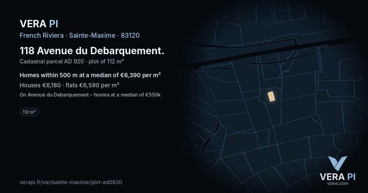 118 Avenue du Debarquement, Sainte-Maxime at night – the plot lit, the parcels around coloured by the prices near them