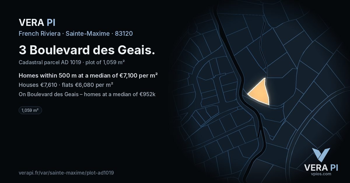 3 Boulevard des Geais, Sainte-Maxime at night – the plot lit, the parcels around coloured by the prices near them