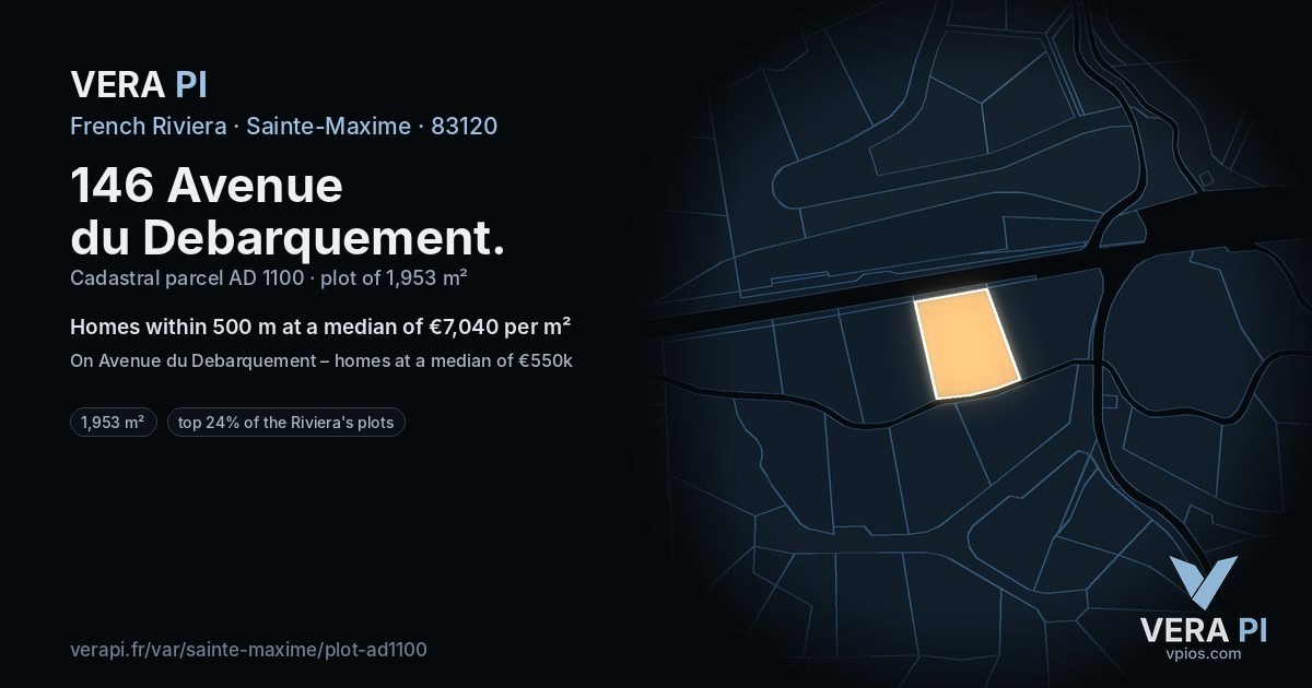 146 Avenue du Debarquement, Sainte-Maxime at night – the plot lit, the parcels around coloured by the prices near them