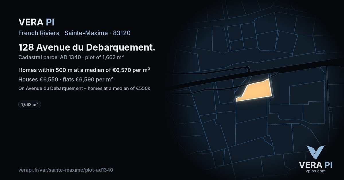 128 Avenue du Debarquement, Sainte-Maxime at night – the plot lit, the parcels around coloured by the prices near them