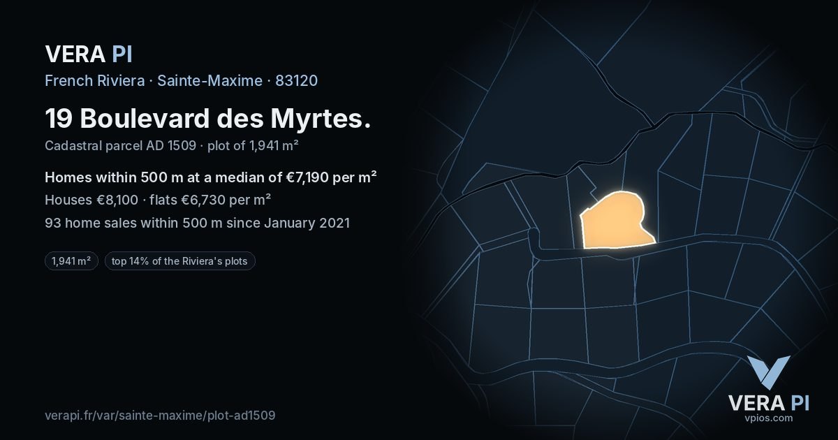 19 Boulevard des Myrtes, Sainte-Maxime at night – the plot lit, the parcels around coloured by the prices near them