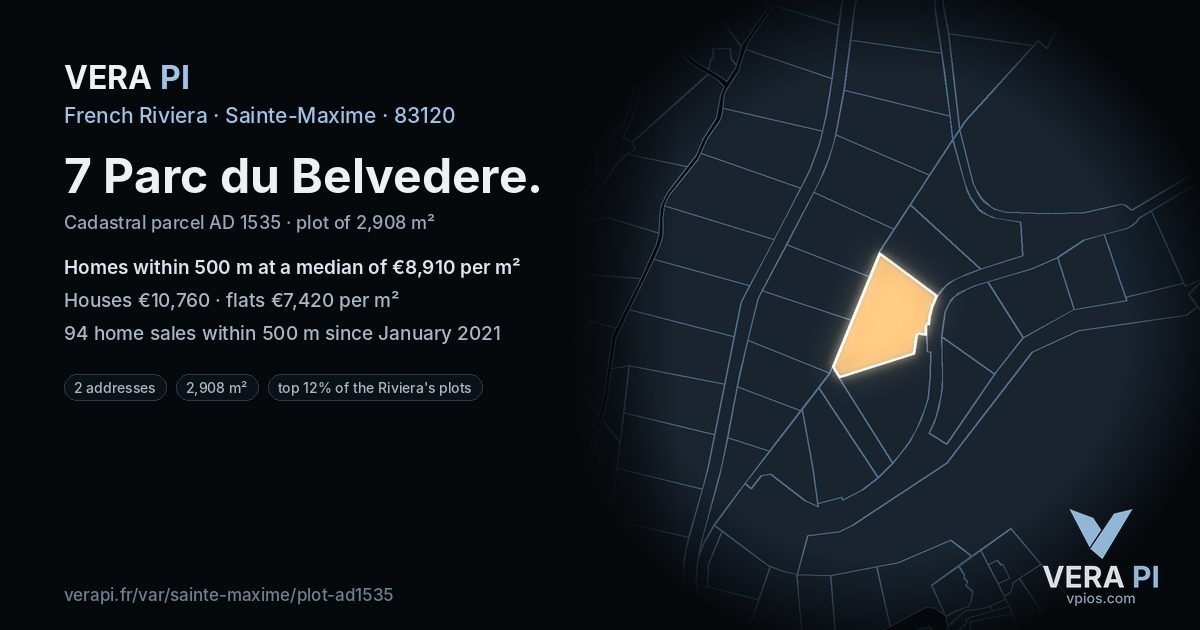 7 Parc du Belvedere, Sainte-Maxime at night – the plot lit, the parcels around coloured by the prices near them