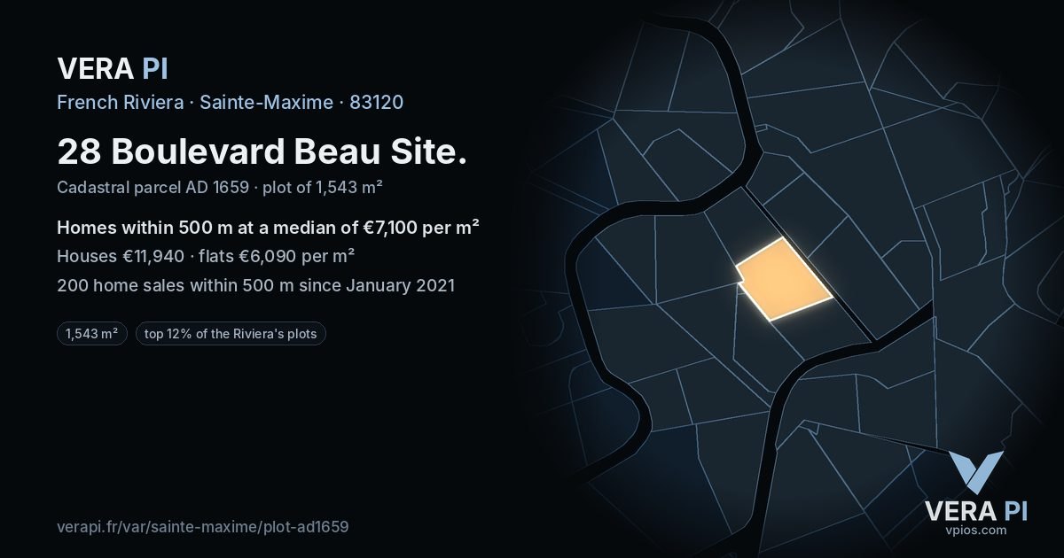 28 Boulevard Beau Site, Sainte-Maxime at night – the plot lit, the parcels around coloured by the prices near them