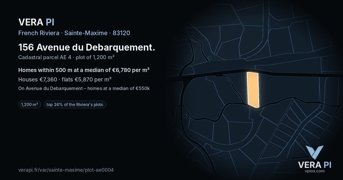 156 Avenue du Debarquement, Sainte-Maxime at night – the plot lit, the parcels around coloured by the prices near them