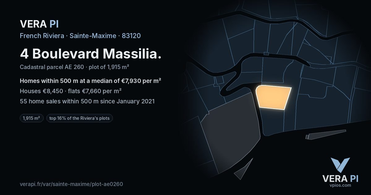 4 Boulevard Massilia, Sainte-Maxime at night – the plot lit, the parcels around coloured by the prices near them