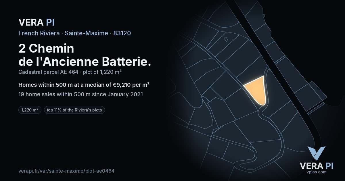 2 Chemin de l'Ancienne Batterie, Sainte-Maxime at night – the plot lit, the parcels around coloured by the prices near them