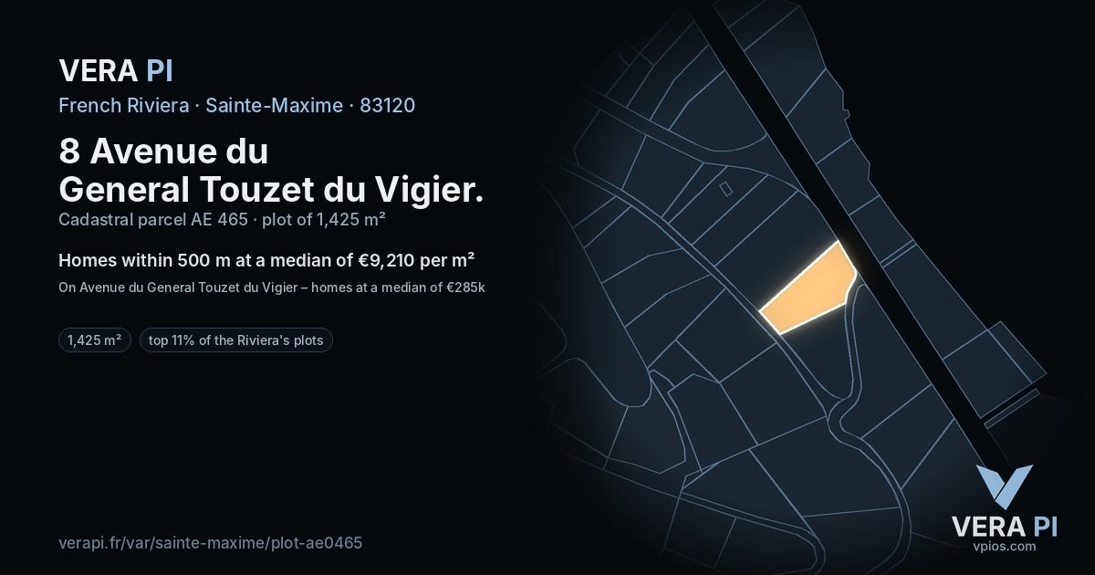 8 Avenue du General Touzet du Vigier, Sainte-Maxime at night – the plot lit, the parcels around coloured by the prices near them