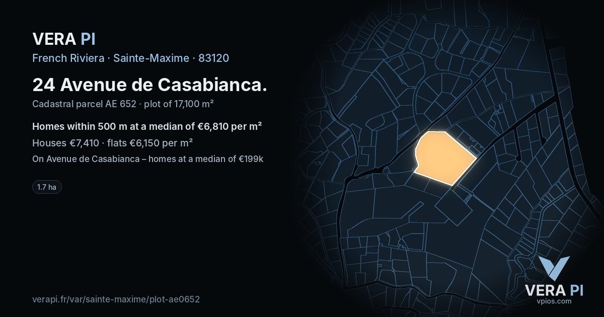 24 Avenue de Casabianca, Sainte-Maxime at night – the plot lit, the parcels around coloured by the prices near them