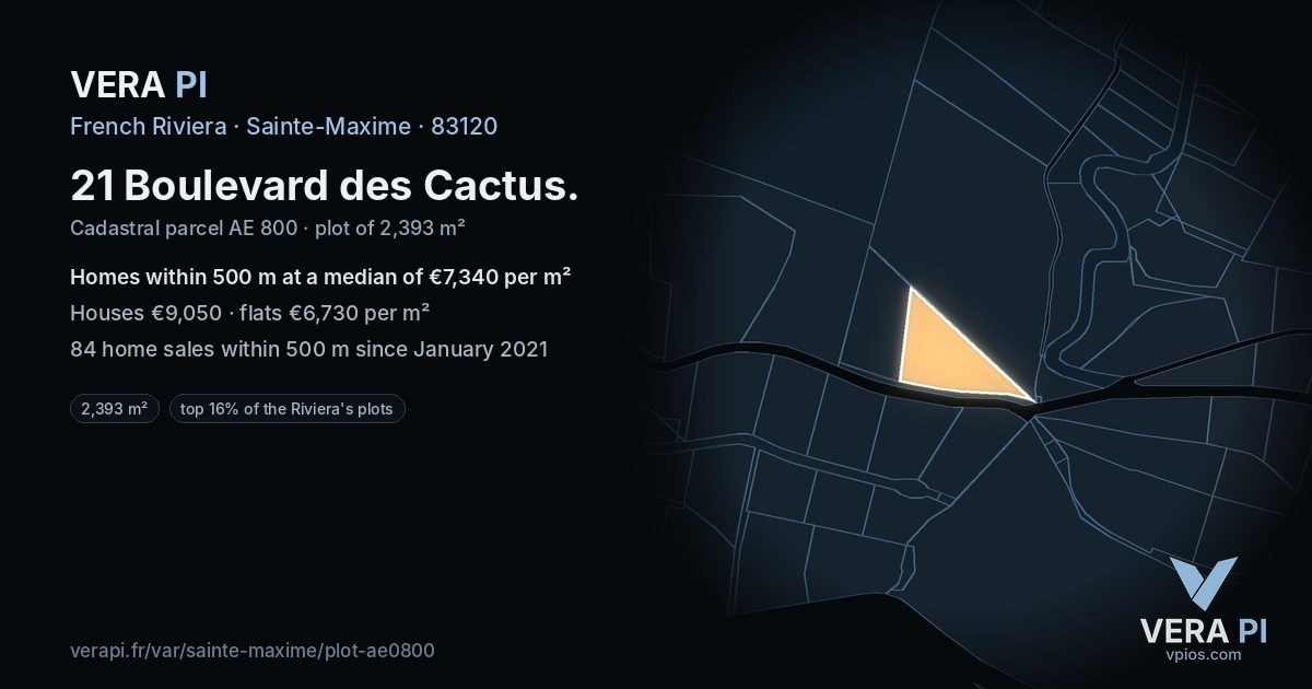 21 Boulevard des Cactus, Sainte-Maxime at night – the plot lit, the parcels around coloured by the prices near them