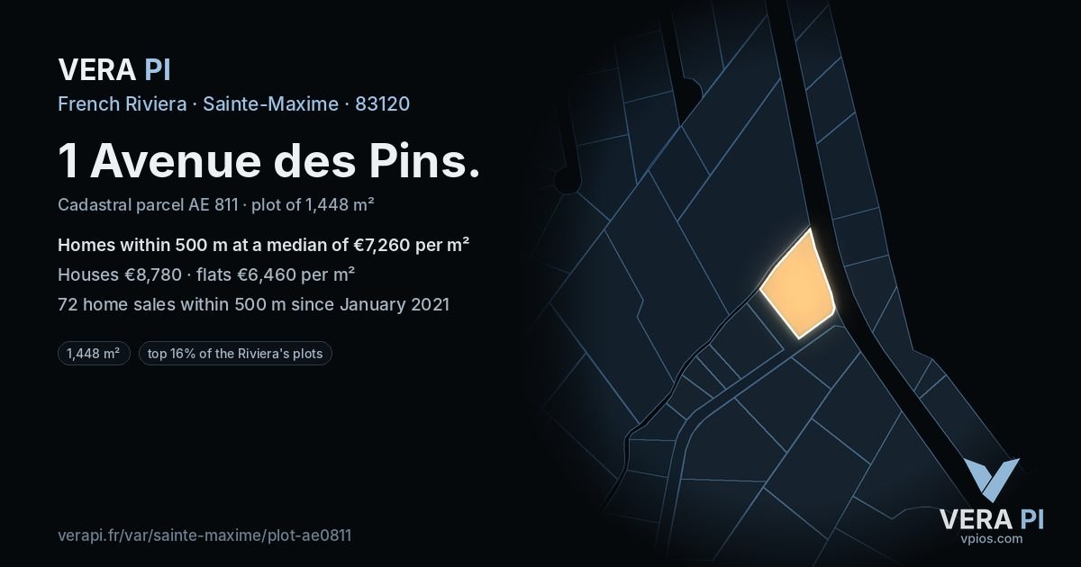 1 Avenue des Pins, Sainte-Maxime at night – the plot lit, the parcels around coloured by the prices near them