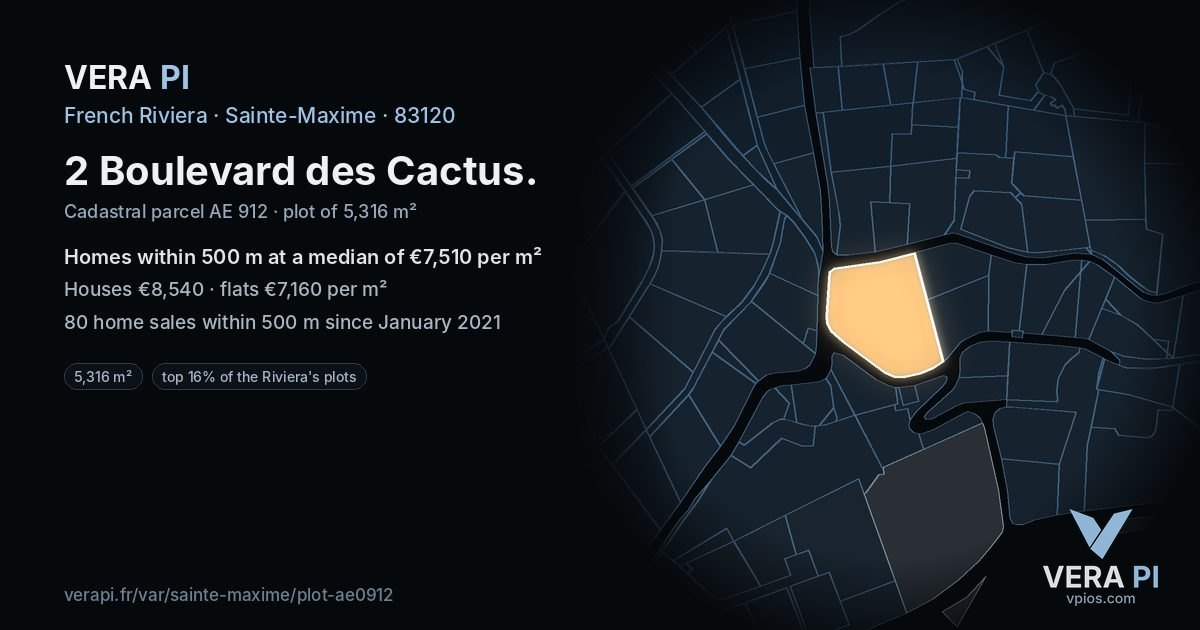 2 Boulevard des Cactus, Sainte-Maxime at night – the plot lit, the parcels around coloured by the prices near them
