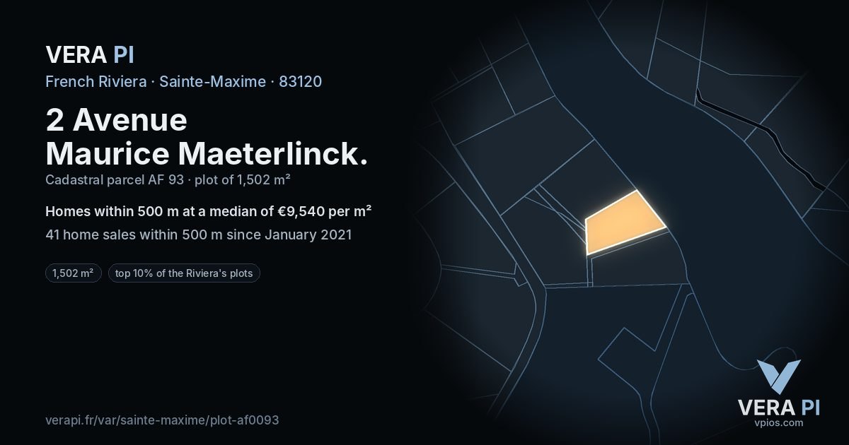 2 Avenue Maurice Maeterlinck, Sainte-Maxime at night – the plot lit, the parcels around coloured by the prices near them