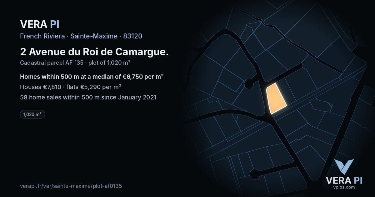 2 Avenue du Roi de Camargue, Sainte-Maxime at night – the plot lit, the parcels around coloured by the prices near them