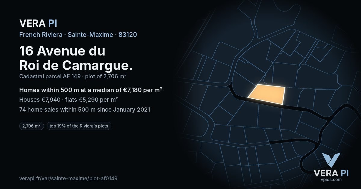 16 Avenue du Roi de Camargue, Sainte-Maxime at night – the plot lit, the parcels around coloured by the prices near them