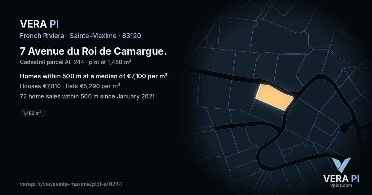 7 Avenue du Roi de Camargue, Sainte-Maxime at night – the plot lit, the parcels around coloured by the prices near them