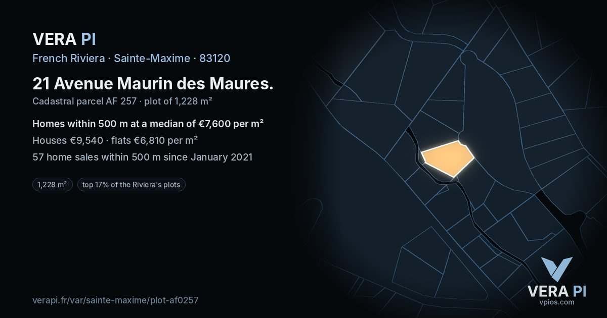 21 Avenue Maurin des Maures, Sainte-Maxime at night – the plot lit, the parcels around coloured by the prices near them