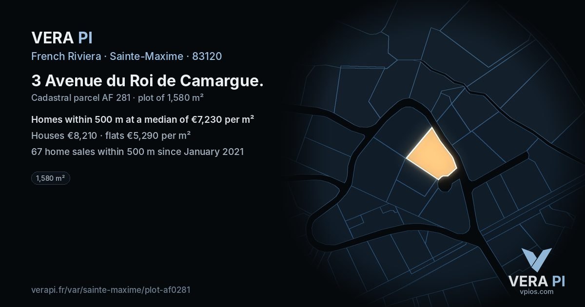 3 Avenue du Roi de Camargue, Sainte-Maxime at night – the plot lit, the parcels around coloured by the prices near them